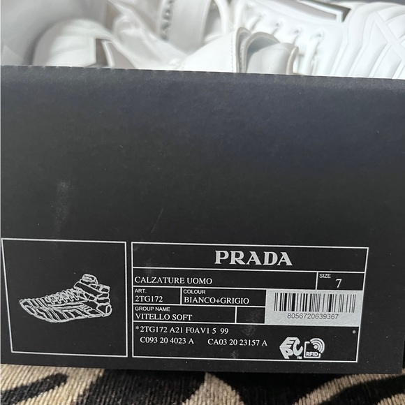 Brand new never worn authentic Prada men’s sneaker. - Picture 5 of 8